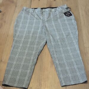 Ava & Viv Gray Windowpane Cropped Pull-On Pants